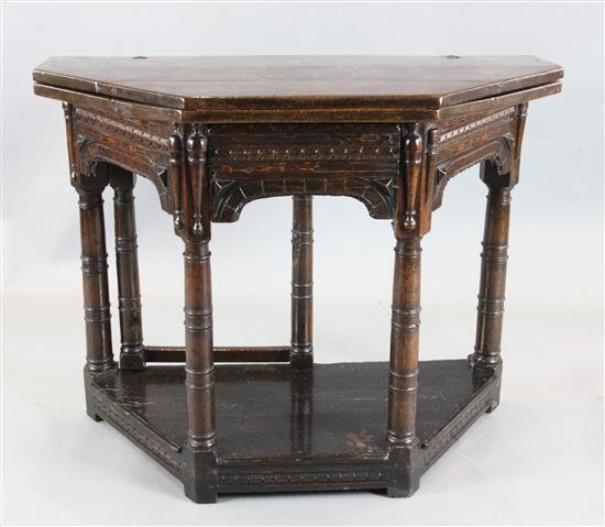 A 17th century oak credence table, W.3ft 5in. D.1ft 8in. H.2ft 9in.